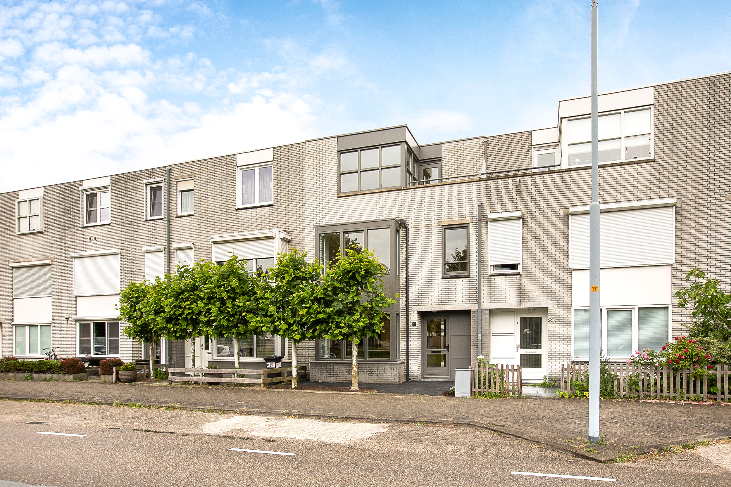 Reina Prinsen Geerligsdreef 87 , 2135 HS Hoofddorp 5